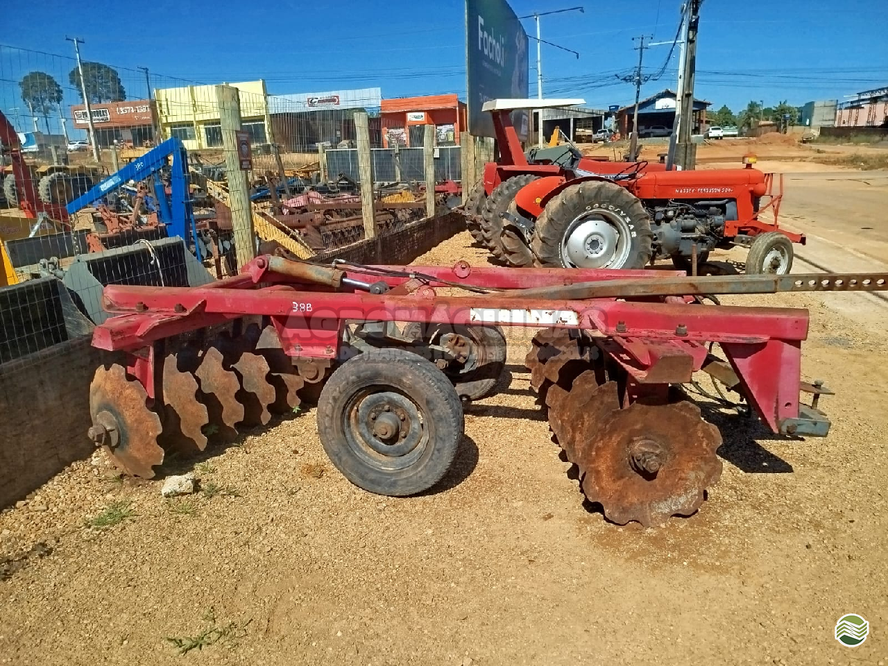IMPLEMENTOS AGRICOLAS GRADE ARADORA ARADORA 14 DISCOS Agromáquinas COLNIZA MATO GROSSO MT
